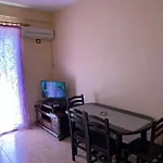 House For Rent Jurgen Semesterbostad Golem (Tirana)