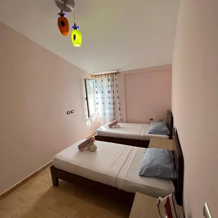 House For Rent Jurgen 度假居