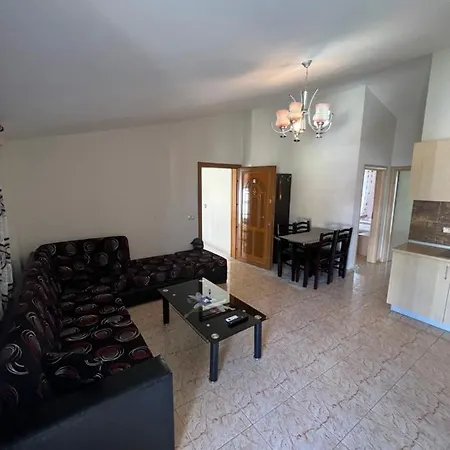 House For Rent Jurgen * גולם