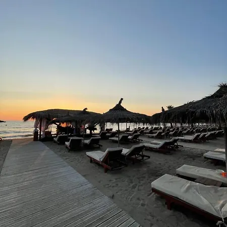 House For Rent Jurgen 度假居 *