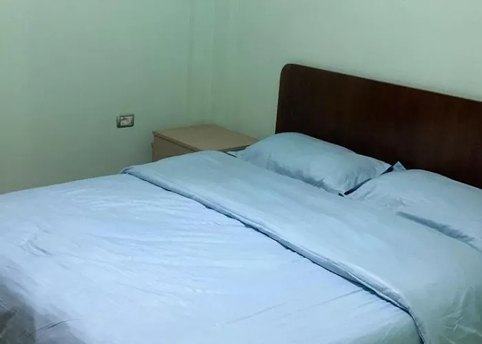 House For Rent Jurgen Vakantiehuis Golem (Tirana)